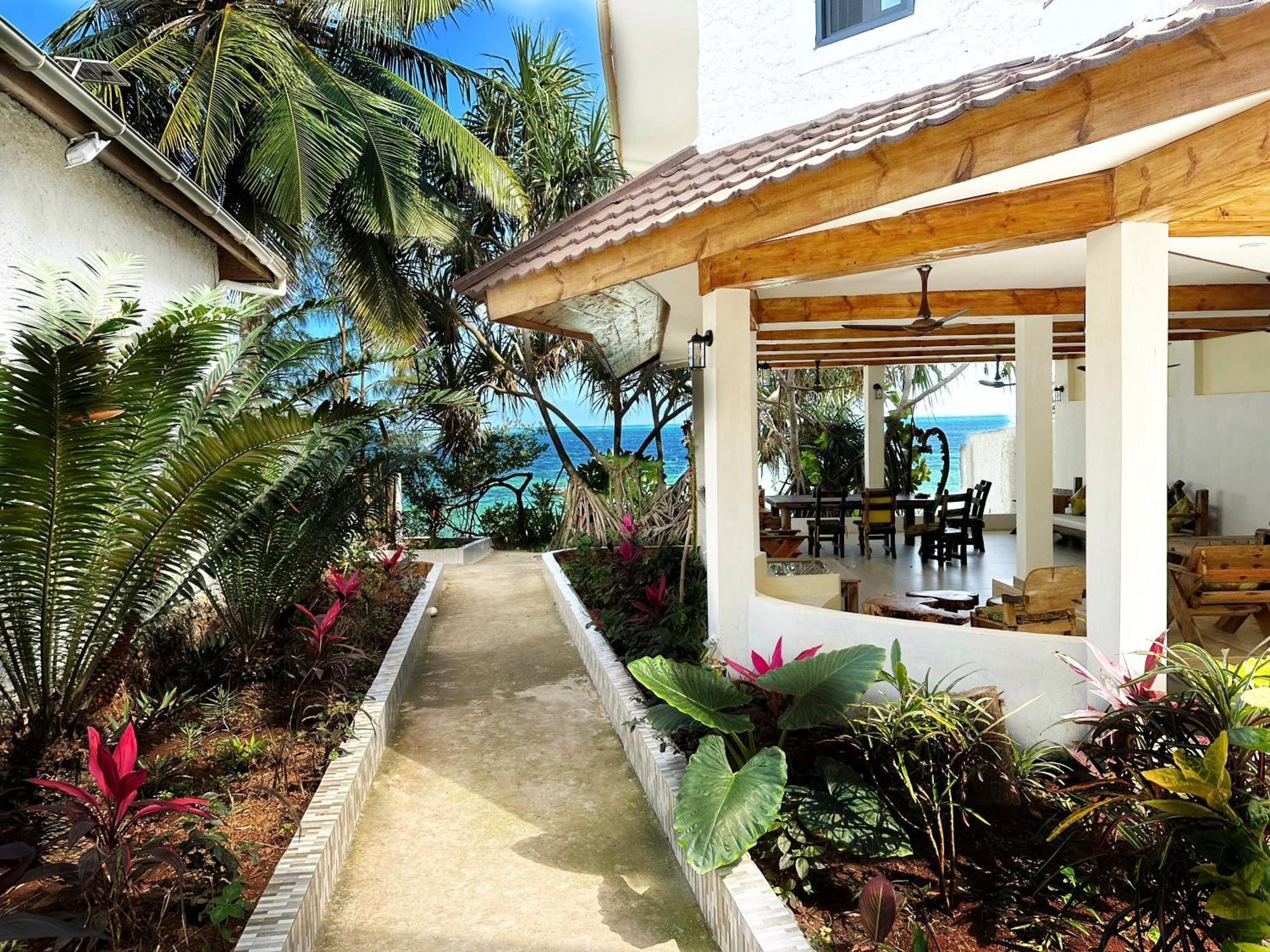 Отель Z-Breeze Zanzibar Кивенгва Экстерьер фото